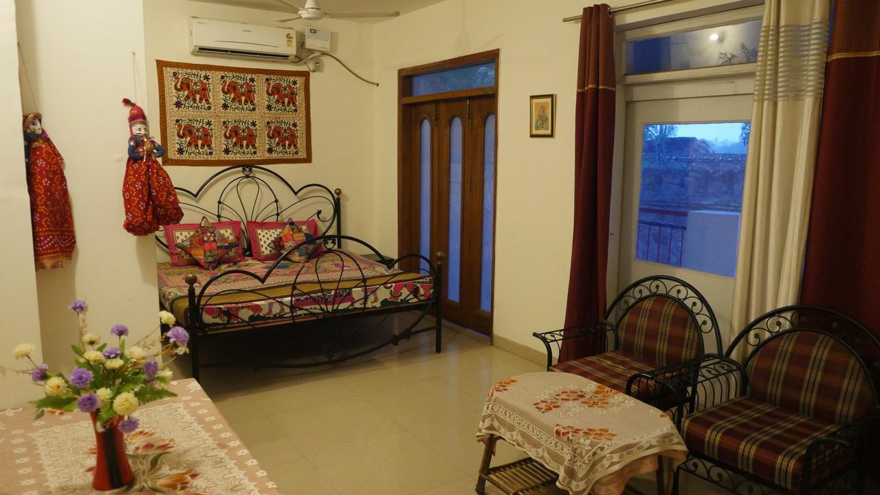 Bed and Breakfast Jaypore House Neu-Delhi Exterior foto